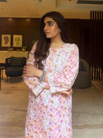 Gul Pink Mul Kurta