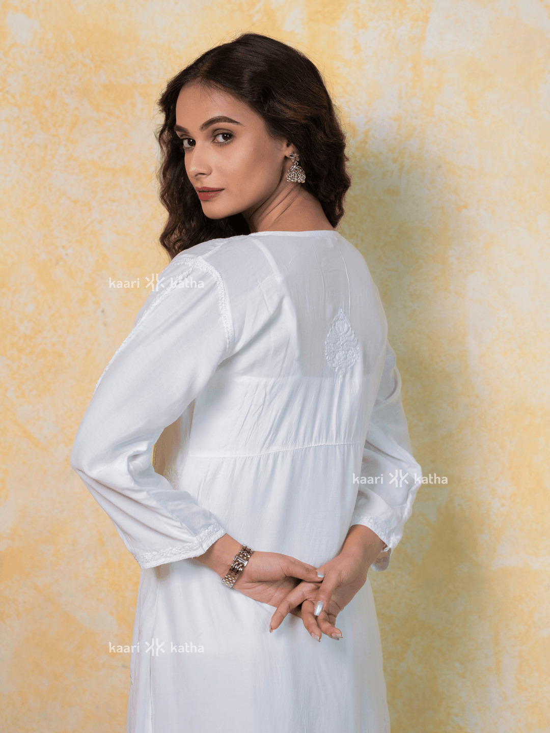 Iconic White Muslin-Straight Kurta
