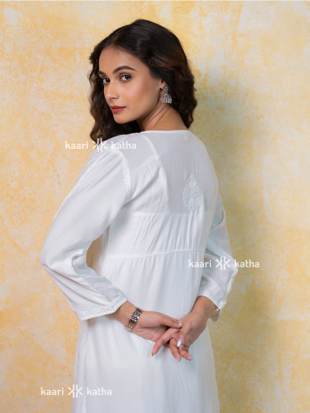 Iconic White Muslin-Straight Kurta